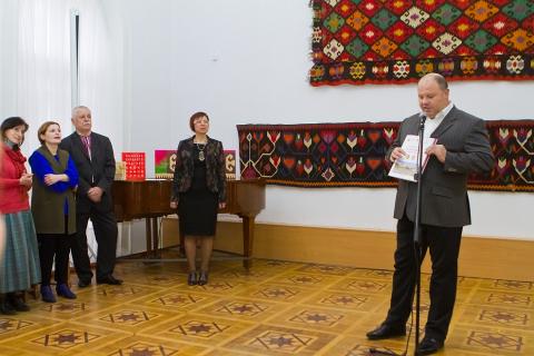 Виставка килимарства «Подільський Килим» 2019 #512327319