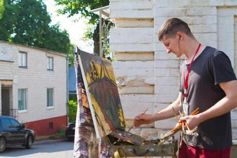 Вежа, Мури і «Савой»: проект «Кращий художник» вивів митців на історичні локації 2019 #1999147220